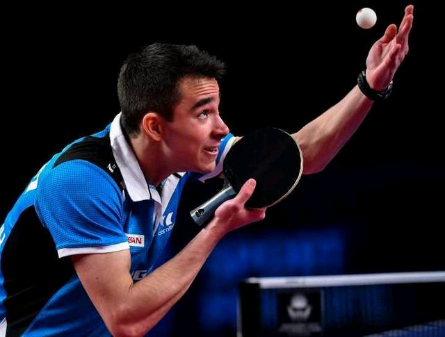 整赛季的执 整赛季的执