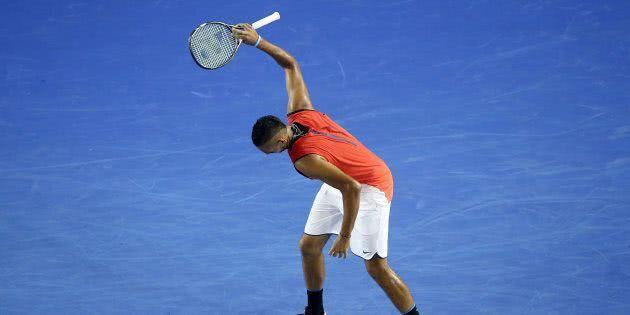 对方防线的 对方防线的