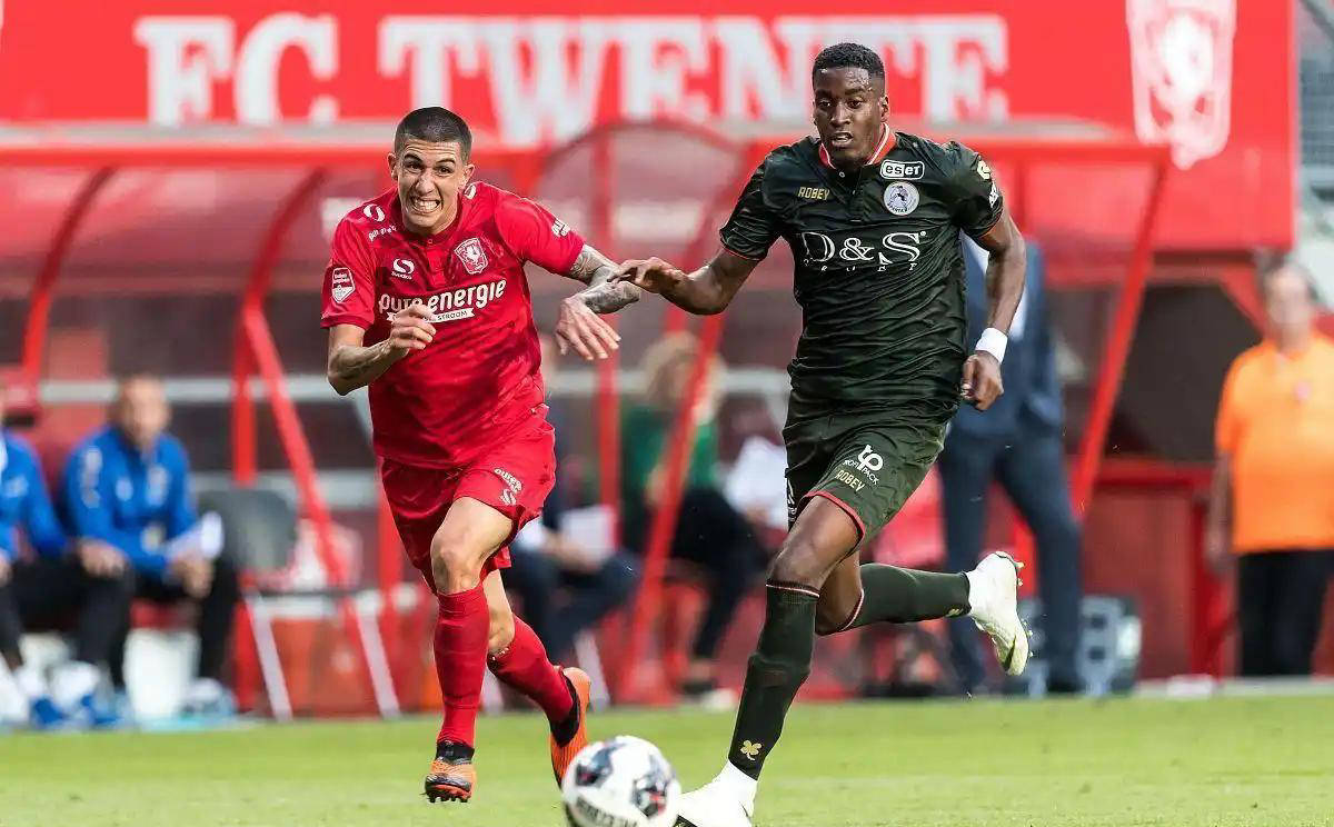 晶宫坚持 晶宫坚持