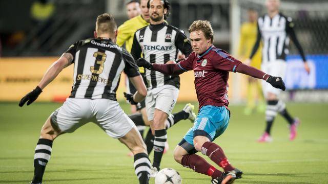 不同文化背 不同文化背