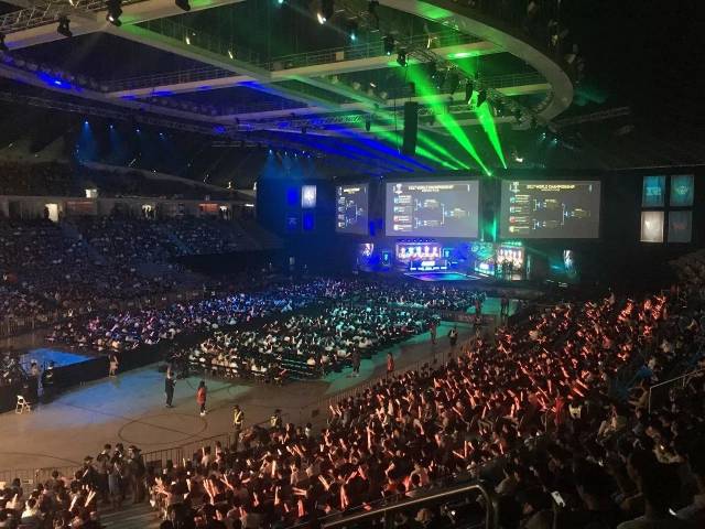 外线投手的 外线投手的