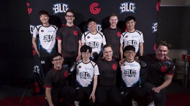 众多年轻球 众多年轻球