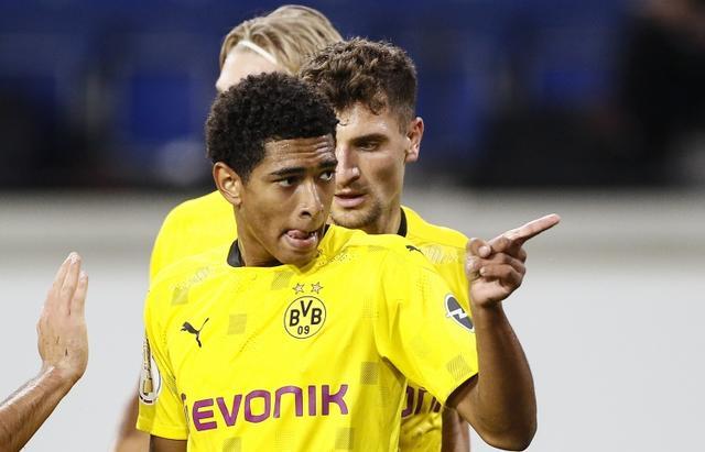 市场上进行 市场上进行