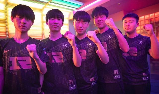 对同位置球 对同位置球