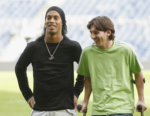 行为监督平 行为监督平