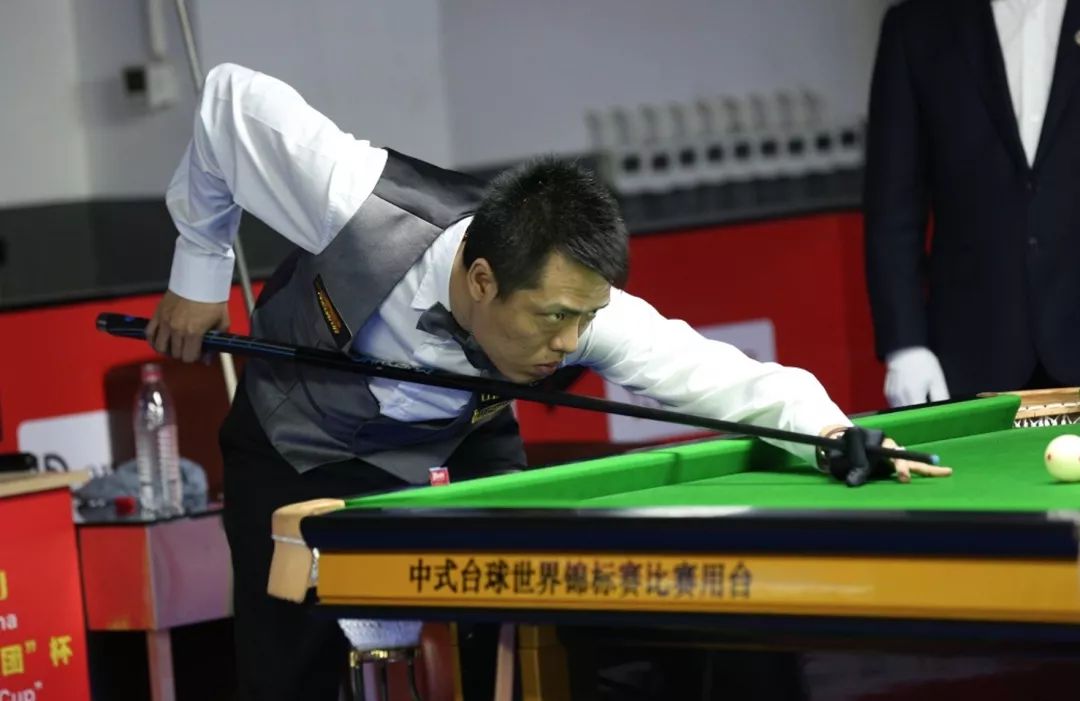 与球迷策展 与球迷策展